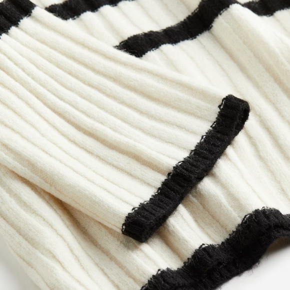 h&m Rib-knit turtleneck sweater. - Picture 2 of 3